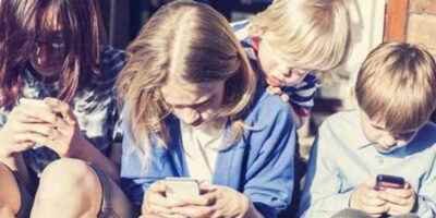 Adolescentes Adictos A Los Smartphones Son Mas Infelices