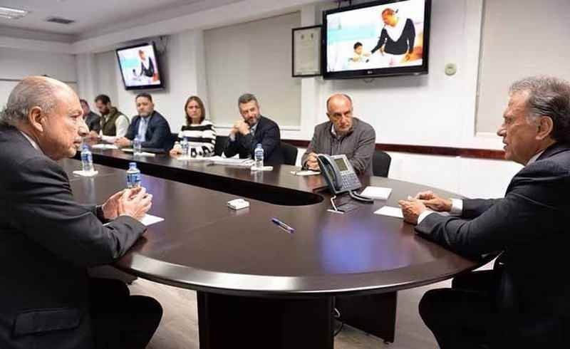 Amlo Loco Vividor Del Sistema Lo Reto A Debatir Yunes Linares