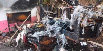 Apoya Dif A Familia Que Pierde Su Casa Tras Incendio