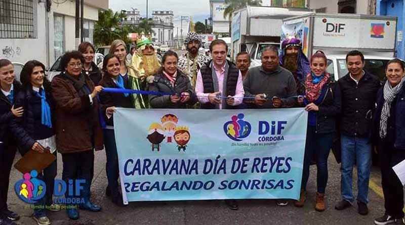 Arranca Dif Caravana De Juguetes Con Reyes Magos