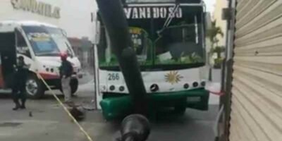 Chocan Dos Autobuses Y Dejan Estudiantes Lesionados 3
