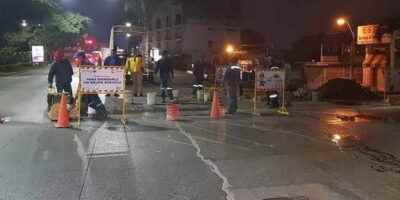 Reparan Fuga De Agua En Calle 8 Y Avenida 13