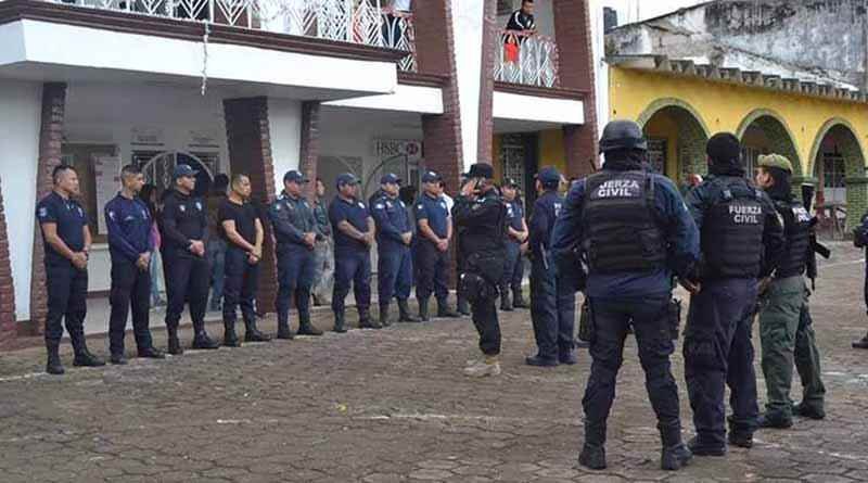 Revisan Acreditacion De Policias En Ixhuatlan