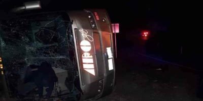 Volcadura De Autobus Ado Deja 16 Heridos