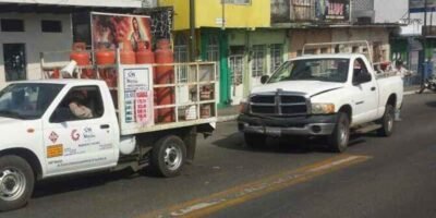 Camioneta Impacta A Repartidor De Gas En Avenida 1