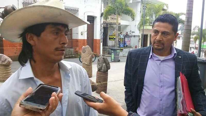 Denuncian Maestros A Constructora 2
