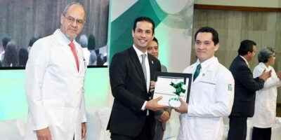Imss Lider En Formacion De Especialistas Medicos