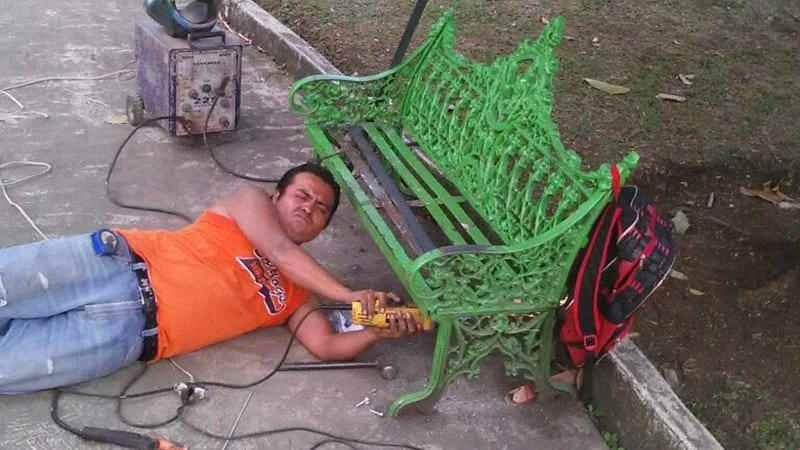 Restauran Bancas Del Parque V Centenario 3