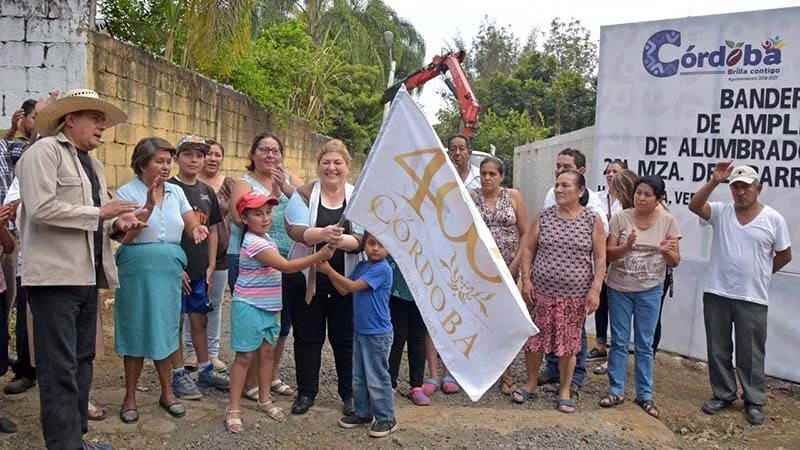 Amplian Alumbrado En Segunda Manzana Del Barreal 3