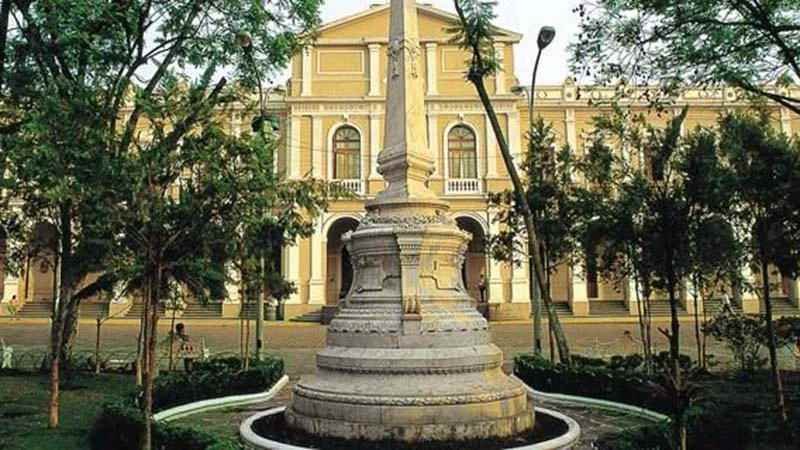 Arroniz Lavin Martinez Abella Y La Tia Justa Por Diputacion De Cordoba