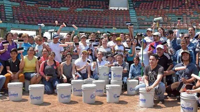 Empleados Municipales Rehabilitan Beisborama 72 4