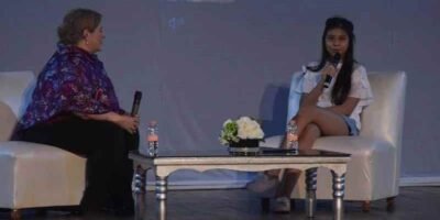 Fernanda Gonzalez Ofrece Conferencia A Jovenes Cordobeses 4