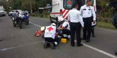 Perro Causa Caida De Motociclista Y Queda Herido