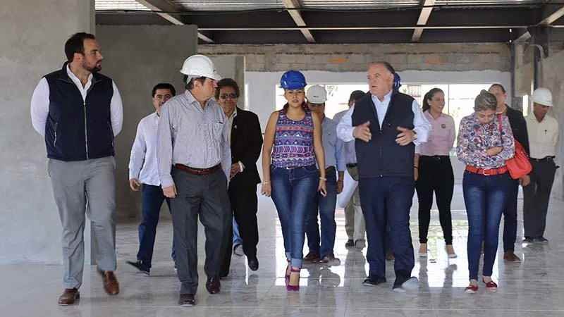 Supervisa Edel Alvarez Obra De Ciudad Judicial De Huatusco
