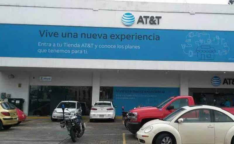 Asaltan Tienda De Att En Shangrila