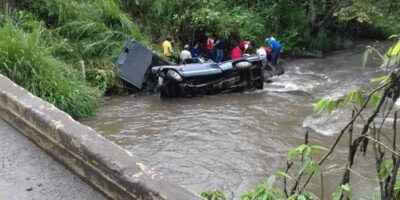 Cinco Heridos Al Caer Del Puente De Zapoapan 3
