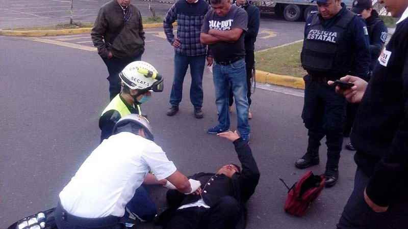 Golpeado Afuera De Centro Comercial En Santa Leticia