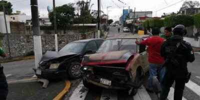Jetta Choca Contra Nissan En San Jose