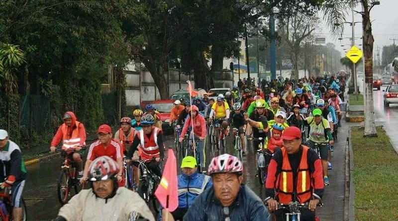 Miles De Ciclistas En Quinta Caravana De Bicicletas Urbanas Paz Y Bien 4