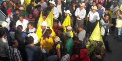 Perredistas Atacan Oficinas De Morena En Atzompa 7