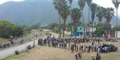 Viacrucis Del Migrante Varada En Nogales Son 200 Migrantes 4