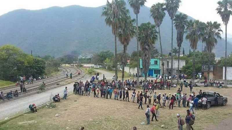 Viacrucis Del Migrante Varada En Nogales Son 200 Migrantes 4