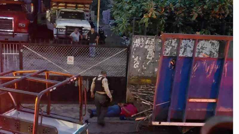 Balacera Y Detencion De Robacarros En La Luz Fco I Madero 3