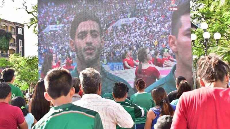 Festejan cordobeses triunfo de México sobre Alemania