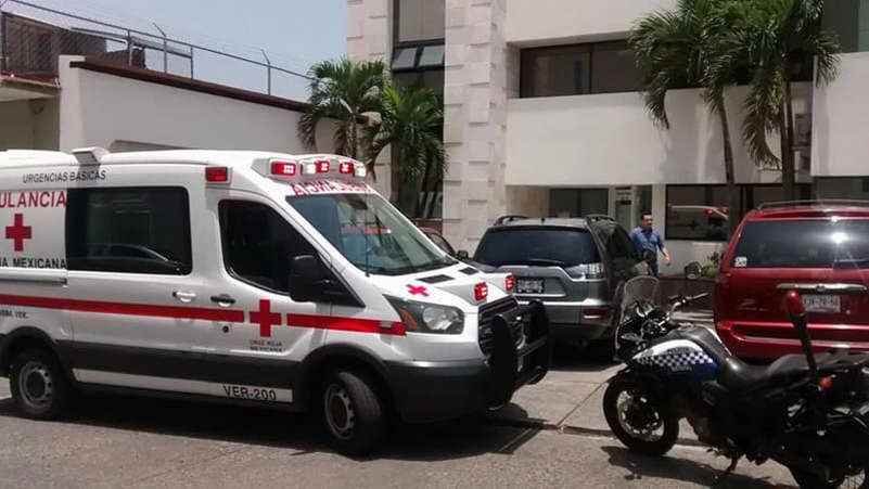 sexagenario herido en asalto a empresa