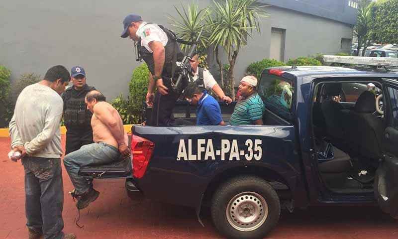 Trasladan a agresores de policías a Xalapa, bajo un impresionante dispositivo de seguridad