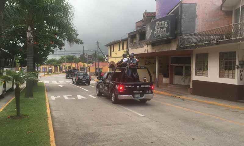Trasladan a agresores de policías a Xalapa, bajo un impresionante dispositivo de seguridad