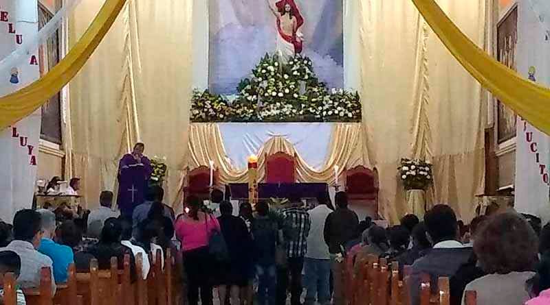 Pueblo de Mixtla despide a su alcaldesa y esposo asesinados