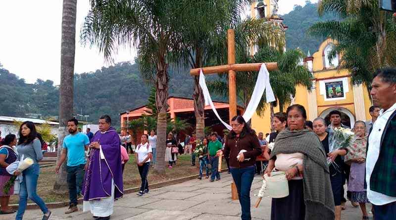 Pueblo de Mixtla despide a su alcaldesa y esposo asesinados