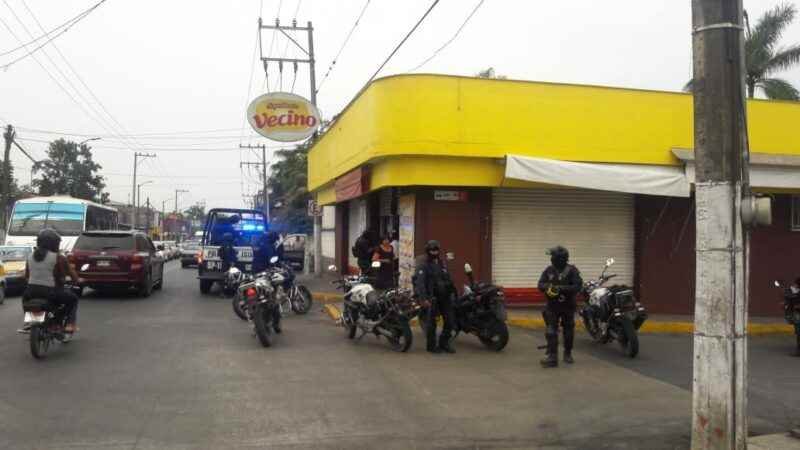 Balacera en La Luz; hieren a tiros y secuestran a una persona