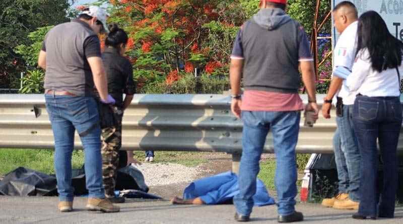 Hallan cadáver en autopista cerca de Los Cafetos
