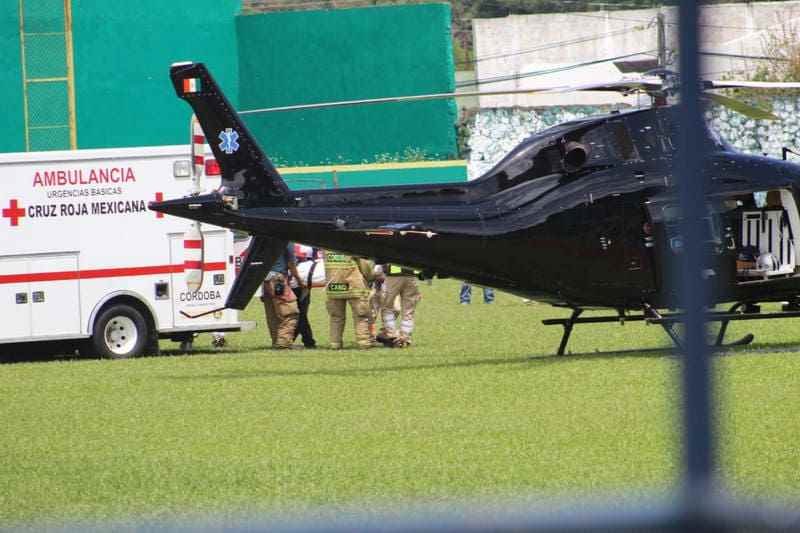 En helicópteros trasladan a heridos graves del accidente de autobús