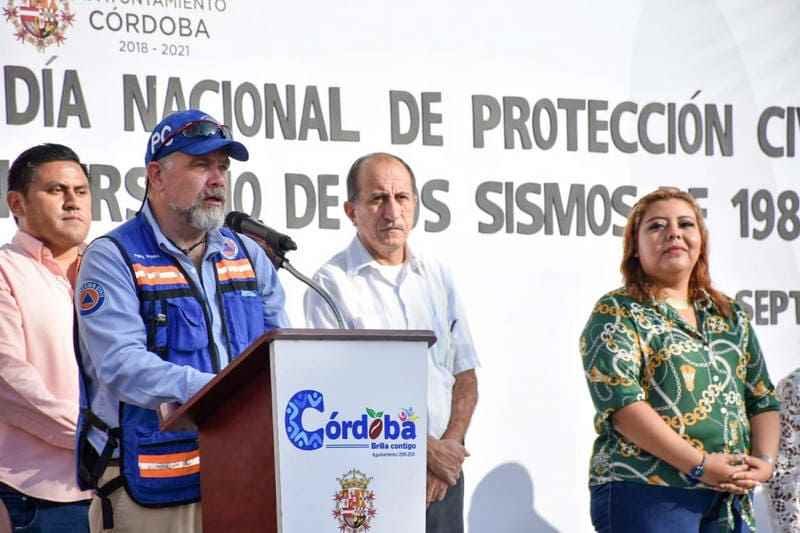 Con simulacro autoridades conmemoran Día Nacional de Protección Civil y sismos