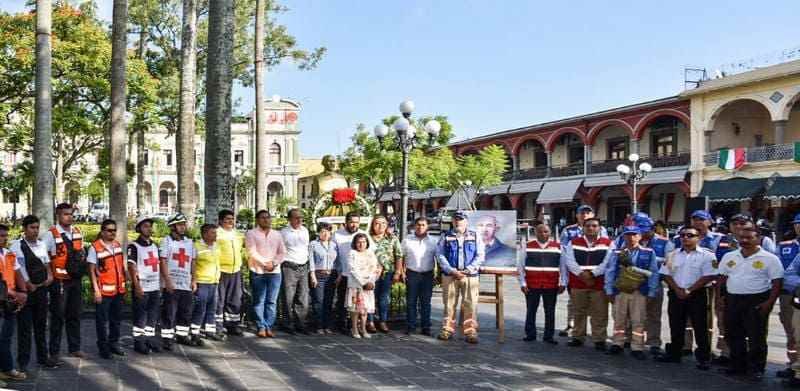 Con simulacro autoridades conmemoran Día Nacional de Protección Civil y sismos