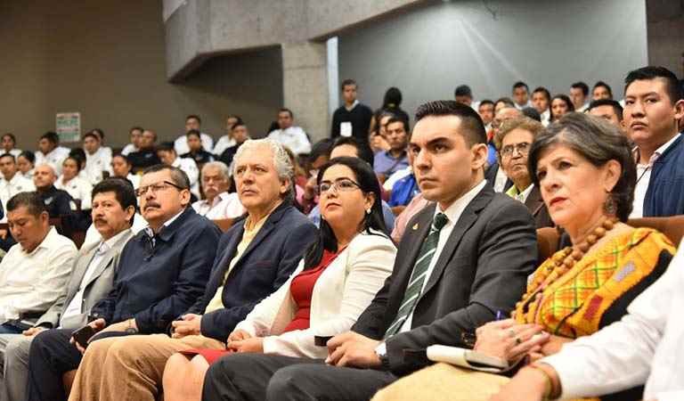 Participa diputada en foro sobre el actuar policial y uso legítimo de la fuerza