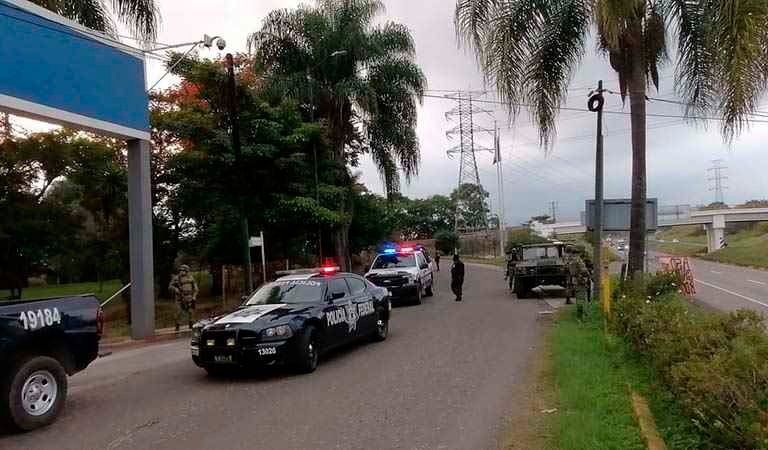 Acribillan a persona cerca de entrada al Tec de Monterrey