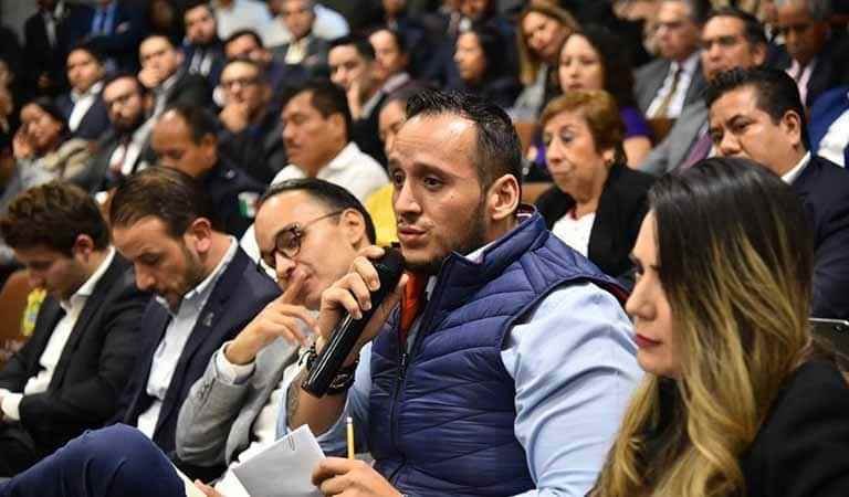 Recibe LXV Legislatura comparecencia del secretario de Gobierno, Eric Cisneros