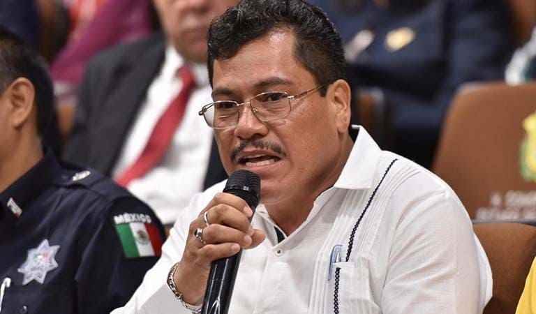 Recibe LXV Legislatura comparecencia del secretario de Gobierno, Eric Cisneros