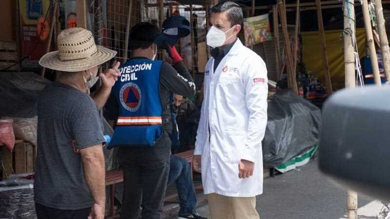 Se suman locatarios del mercado Revolución a acciones sanitarias por Covid