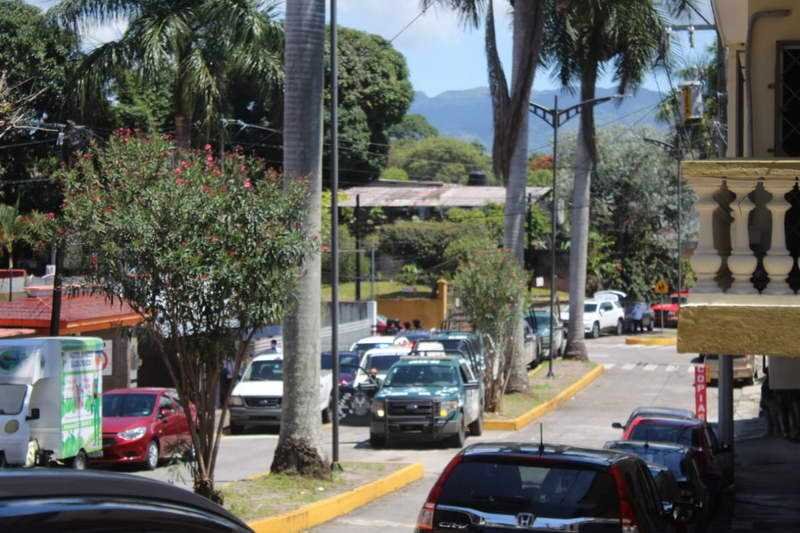 Fuerza Civil golpea al crimen en Paso del Macho; 13 detenidos entregados a la FGR