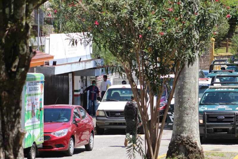Fuerza Civil golpea al crimen en Paso del Macho; 13 detenidos entregados a la FGR