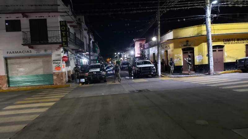 Fuerza Civil golpea al crimen en Paso del Macho; 13 detenidos entregados a la FGR