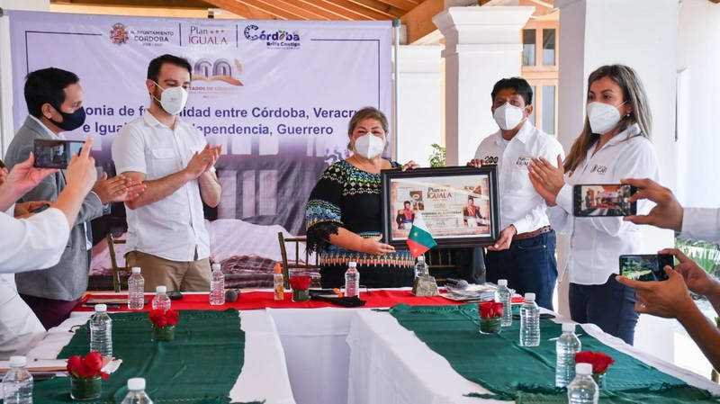 Estrechan lazos de fraternidad Córdoba e Iguala rumbo al bicentenario de la Consumación de la Independencia de México