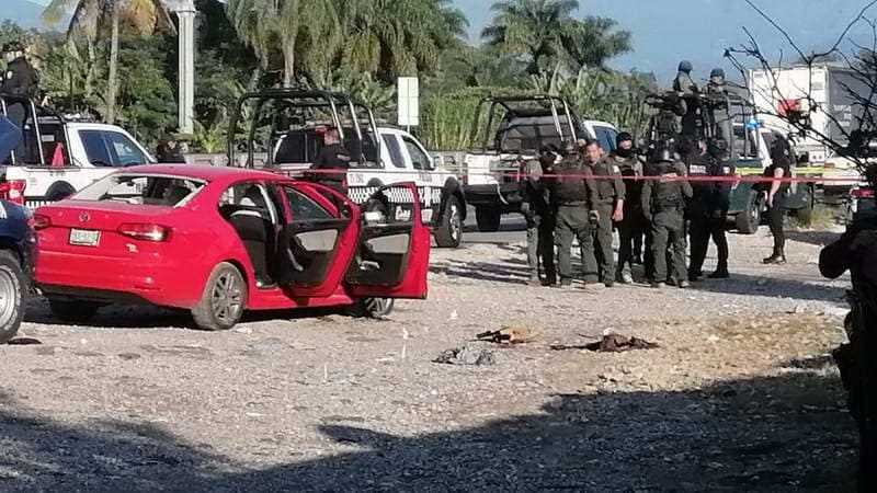Enfrentamiento en autopista Veracruz-Córdoba: 4 detenidos, 3 de ellos heridos