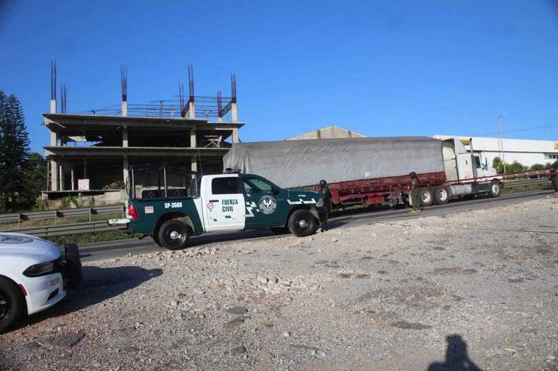 Enfrentamiento en autopista Veracruz-Córdoba: 4 detenidos, 3 de ellos heridos