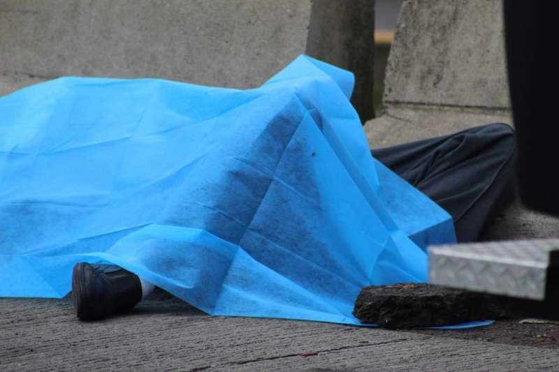 Asesinan a balazos a asesor de ventas de autobuses AU